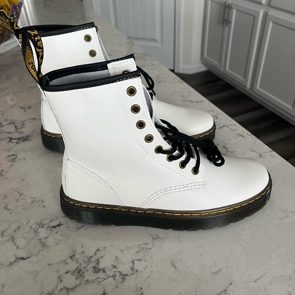 Dr. Martens Zavala combat boots - Picture 2 of 8